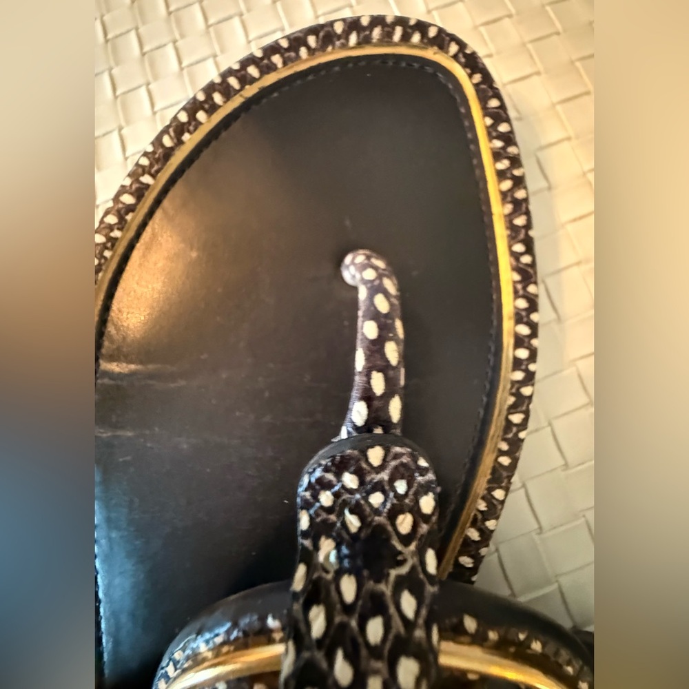 Tory Burch Black and Gold Logo Thong Sandals - Picture 8 of 14
